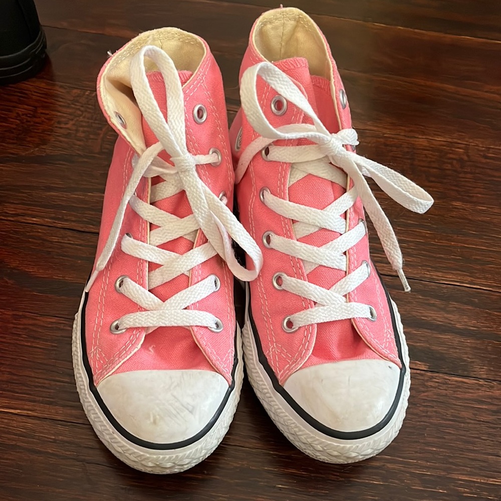 Pink Converse size 1 girls